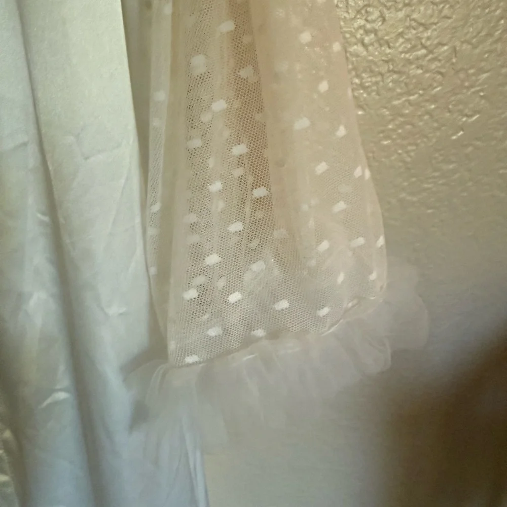 Fringe Sleeve Robe - Picture 4 of 7